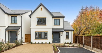 £1 million Cheltenham home in a peaceful sanctuary near town centre hits the market